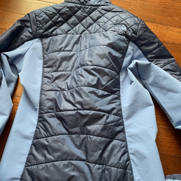 The North Face Puffer - Picture 6 of 7